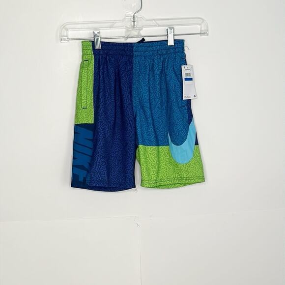 Boys Nike Swim Trunks Size Medium - Picture 1 of 6